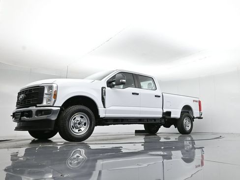 New 2026 Ford F350 XL w/ FX4 Off-Road Package AWD/4WD image 43