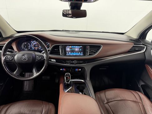 Used 2018 Buick Enclave Avenir w/ Avenir Technology Package FWD image 25