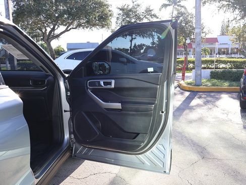 Used 2023 Ford Explorer XLT w/ Equipment Group 202A image 22