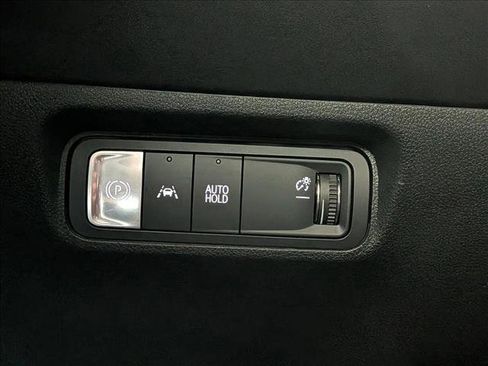 Used 2024 Honda Prologue EX image 16
