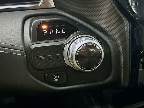 Used 2022 RAM 1500 Limited w/ Bed Utility Group image 21