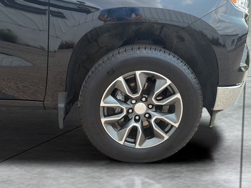 Used 2024 Chevrolet Silverado 1500 LT AWD/4WD image 26