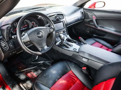 Used 2008 Chevrolet Corvette Coupe w/ Preferred Equipment Group image 2