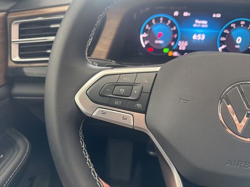 New 2026 Volkswagen Atlas SE AWD/4WD image 16