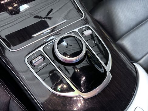 Used 2020 Mercedes-Benz C 300 Sedan image 20