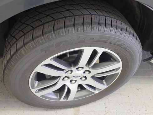 Used 2023 Ford Expedition Limited AWD/4WD image 24