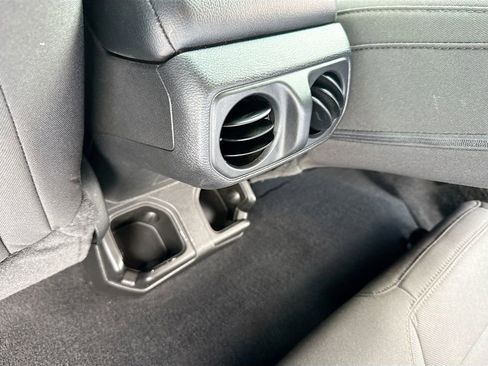 Used 2023 Jeep Wrangler Sport AWD/4WD image 25