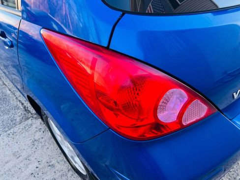 Used 2009 Nissan Versa SL w/ Convenience Pkg image 14