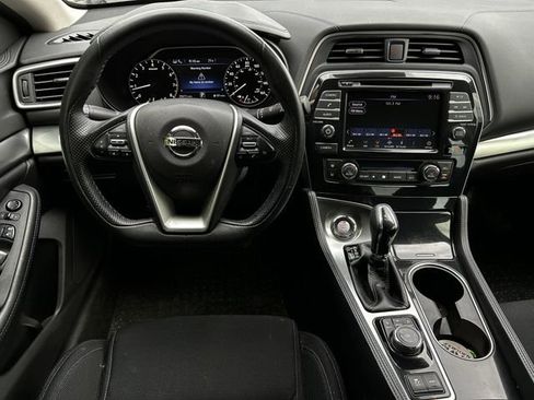Used 2020 Nissan Maxima 3.5 S w/ Floor Mat Group FWD image 12