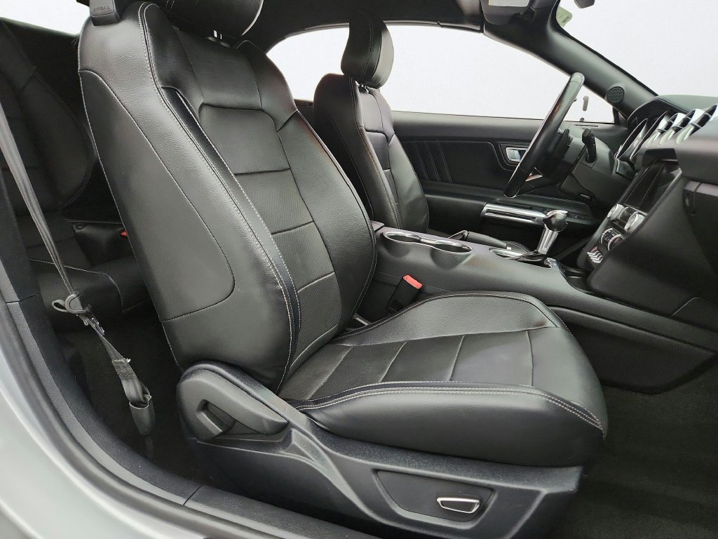 Used 2018 Ford Mustang Premium RWD image 27