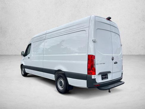 New 2025 Mercedes-Benz eSprinter 170 Cargo image 7