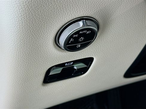 New 2026 Mercedes-Benz GLC 300 GLC 300 image 11