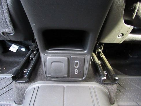 Used 2023 Chevrolet TrailBlazer ACTIV w/ Sun and Liftgate Package image 25