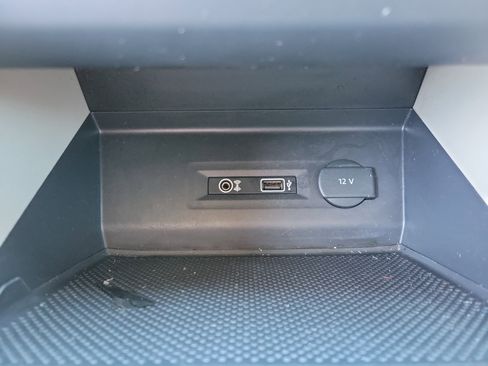 Used 2019 Volkswagen Atlas SE w/ Towing Package image 15