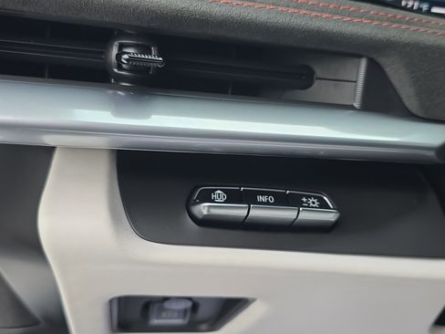 Used 2023 Chevrolet Corvette Z06 image 24