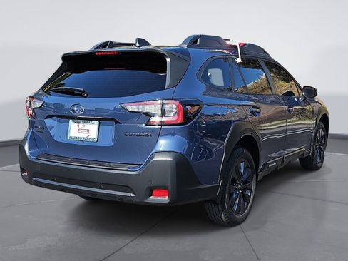 Used 2023 Subaru Outback Onyx Edition AWD/4WD image 3