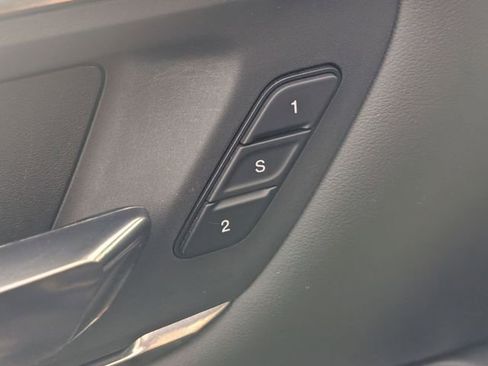 Used 2019 RAM 1500 Limited w/ Advanced Safety Group image 11