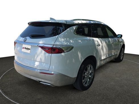 Used 2022 Buick Enclave Essence w/ Experience Buick Package AWD/4WD image 6