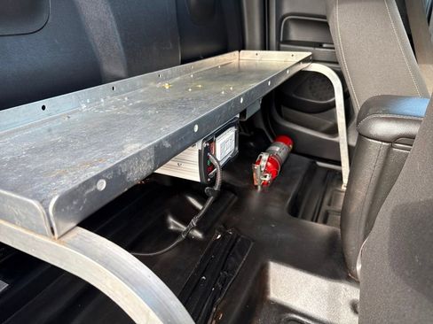 Used 2022 Chevrolet Colorado LT w/ Fleet Safety Package image 20