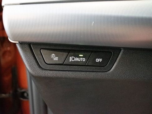 Certified 2025 BMW X2 xDrive28i w/ Premium Package AWD/4WD image 21
