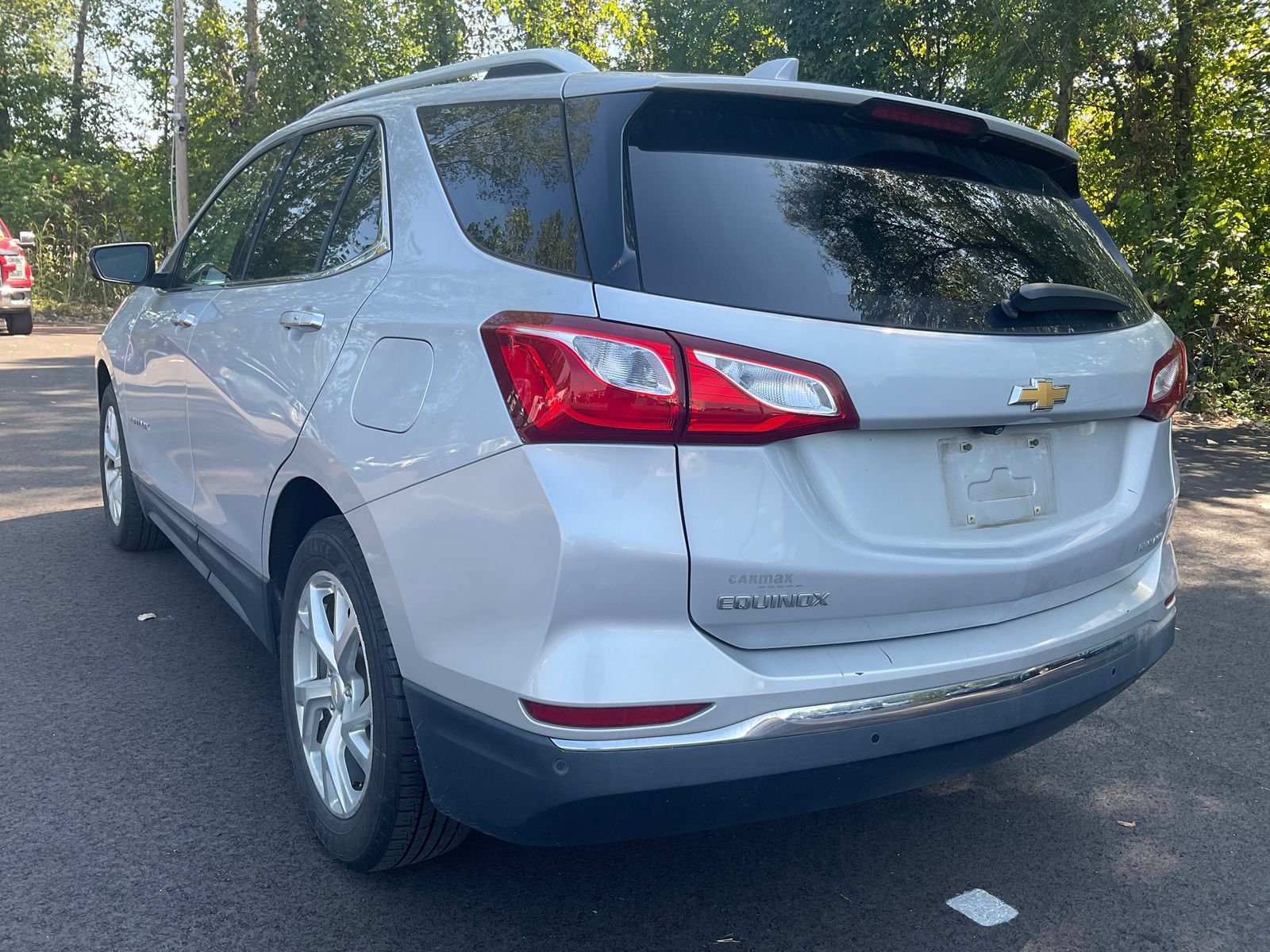 Used 2019 Chevrolet Equinox Premier FWD image 3