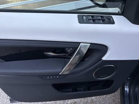 Used 2025 Land Rover Discovery Sport S AWD/4WD image 18