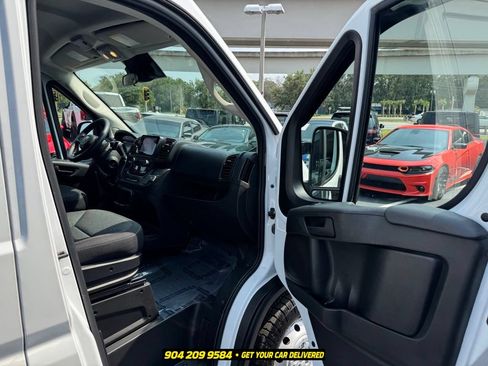 Used 2023 RAM ProMaster 2500 FWD image 32