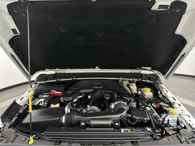 Used 2018 Jeep Wrangler Sport AWD/4WD image 23