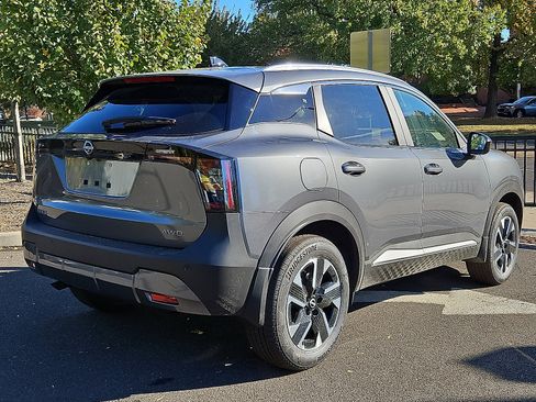 New 2026 Nissan Kicks SV w/ Charging Package image 5