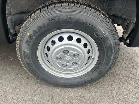 New 2026 RAM ProMaster 2500 w/ Cold Weather Group image 41