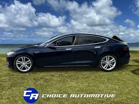 Used 2014 Tesla Model S 60 RWD image 3