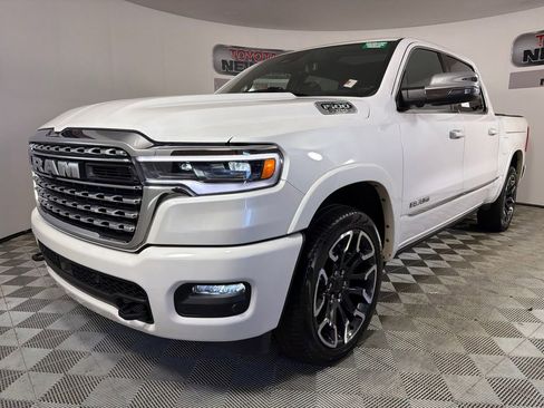 Used 2025 RAM 1500 Limited AWD/4WD image 9
