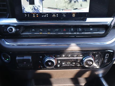 Used 2024 GMC Sierra 1500 SLT w/ SLT Premium Plus Package image 30