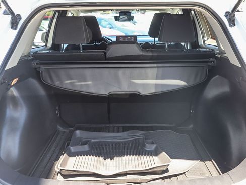 Certified 2022 Toyota Corolla Cross LE w/ Moonroof Package FWD image 26