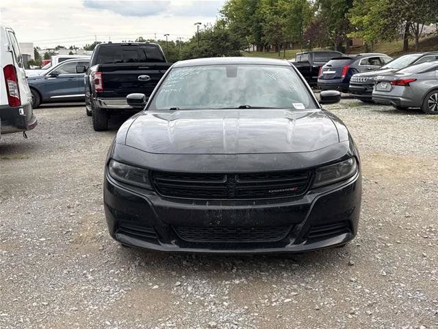 Used 2022 Dodge Charger SXT w/ Cold Weather Package RWD image 2