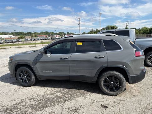 Used 2021 Jeep Cherokee Latitude Lux AWD/4WD image 8