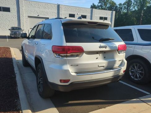 Used 2017 Jeep Grand Cherokee Limited w/ Luxury Group II AWD/4WD image 12