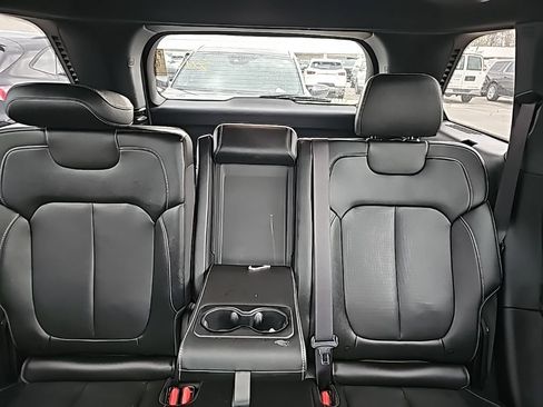 Used 2024 Jeep Grand Cherokee Limited 4xe w/ Luxury Tech Group II image 8