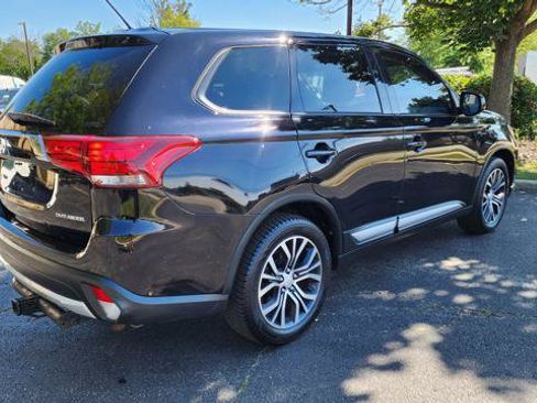 Used 2016 Mitsubishi Outlander SE AWD/4WD image 5