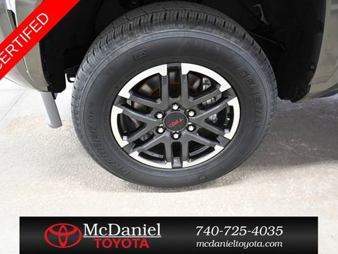 Certified 2025 Toyota Tacoma TRD Sport AWD/4WD image 28