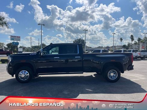 New 2026 GMC Sierra 3500 Denali w/ Denali Reserve Package image 4