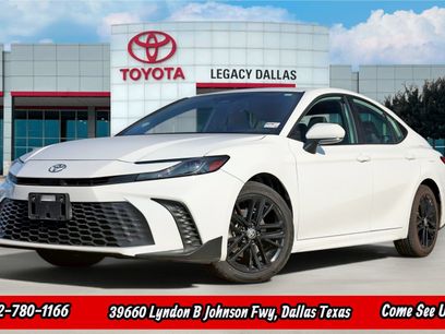 Used 2025 Toyota Camry SE w/ Convenience Package
