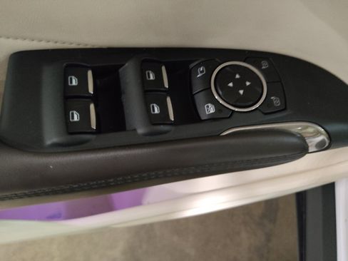 Used 2015 Lincoln MKC FWD w/ Equipment Group 102A Reserve image 27