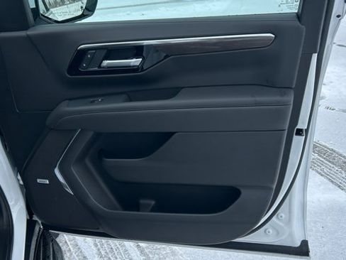 New 2026 Chevrolet Suburban LT w/ Comfort Package image 48