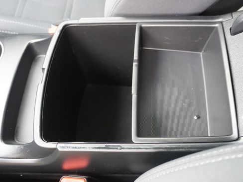 Used 2016 Kia Sorento L image 21