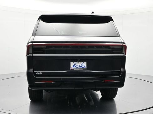 New 2026 Lincoln Navigator Reserve AWD/4WD image 6