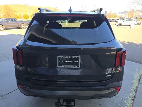 Used 2025 Kia Sorento SX Prestige AWD/4WD image 5