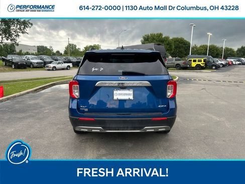 Used 2022 Ford Explorer XLT AWD/4WD image 5