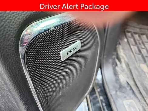 Used 2019 GMC Sierra 2500 Denali w/ Suspension Package, Off-Road AWD/4WD image 9