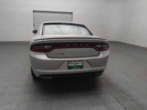Used 2019 Dodge Charger SXT AWD/4WD image 6